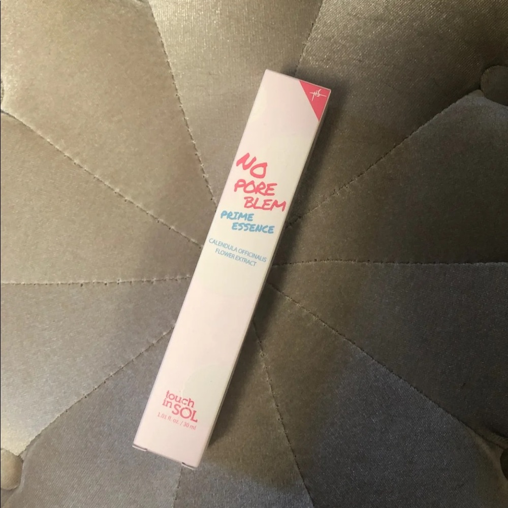 No Pore Blem By Touch In Sol